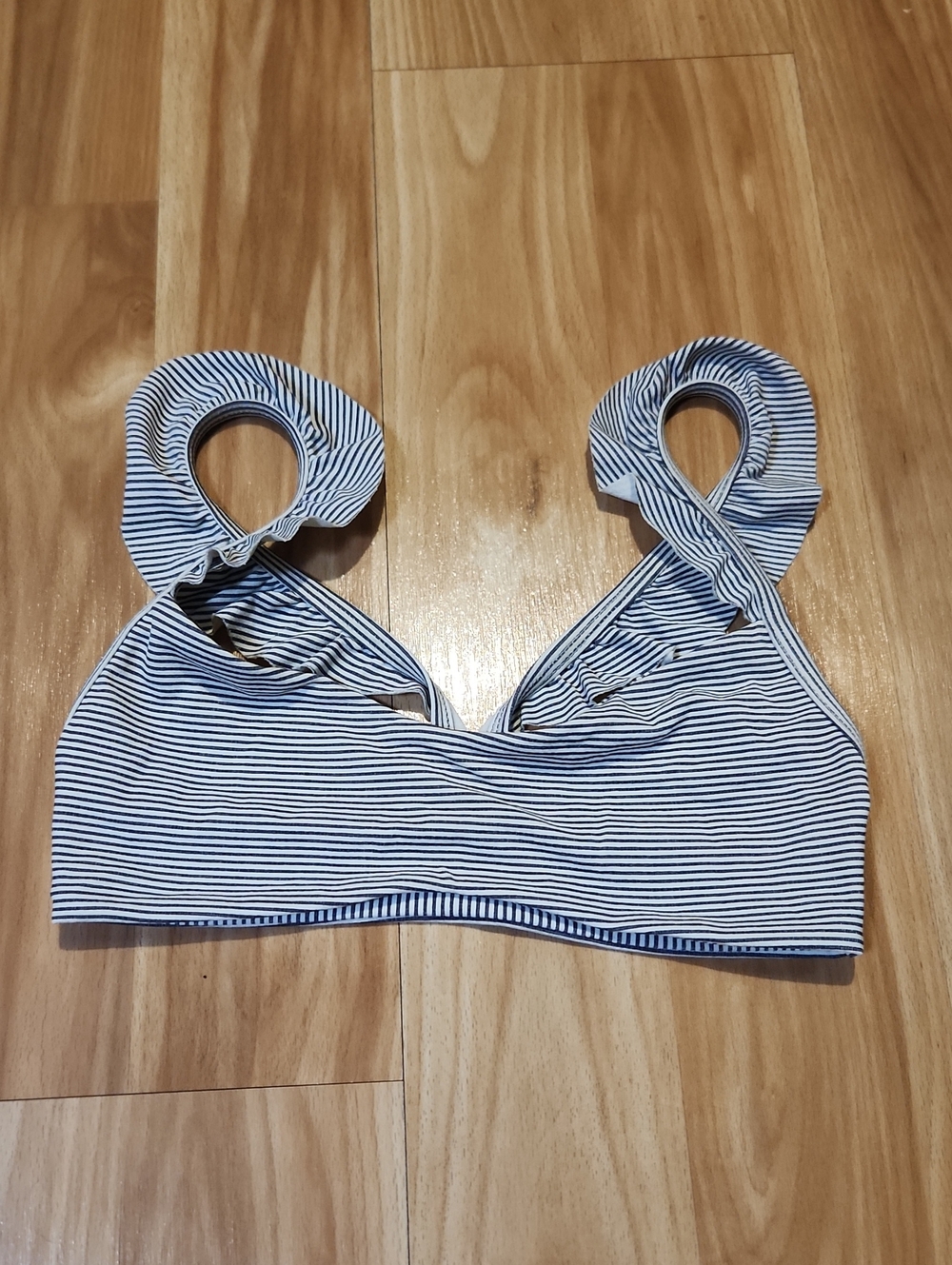 Boys + Arrows Ruffled Bikini Top, XS